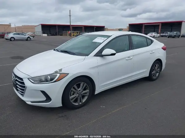 5NPD84LFXJH224673 2018 HYUNDAI ELANTRA - Image 2