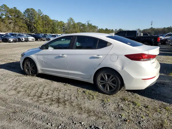 5NPD84LFXJH224785 2018 HYUNDAI ELANTRA - Image 2