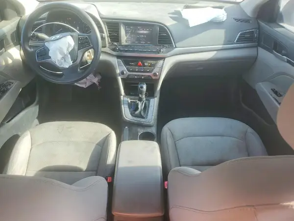 5NPD84LFXJH225578 2018 HYUNDAI ELANTRA - Image 8