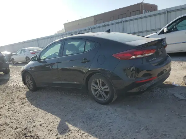 5NPD84LFXJH227623 2018 HYUNDAI ELANTRA - Image 2