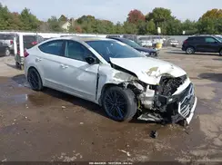 5NPD84LFXJH227654 2018 HYUNDAI ELANTRA