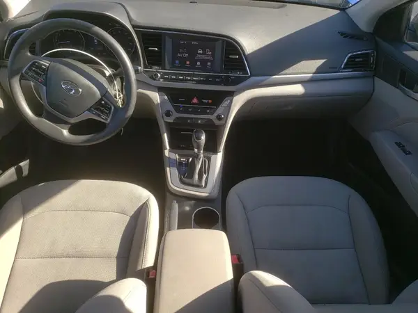 5NPD84LFXJH227895 2018 HYUNDAI ELANTRA - Image 8