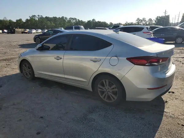 5NPD84LFXJH228514 2018 HYUNDAI ELANTRA - Image 2