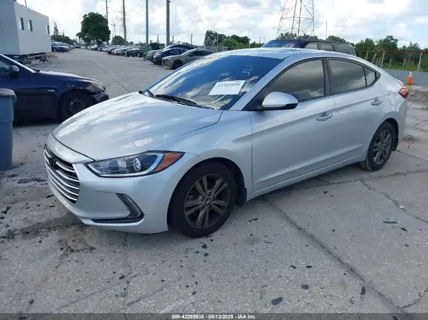 5NPD84LFXJH229338 2018 HYUNDAI ELANTRA - Image 2