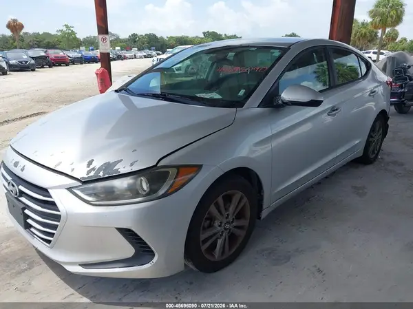 5NPD84LFXJH230053 2018 HYUNDAI ELANTRA - Image 2