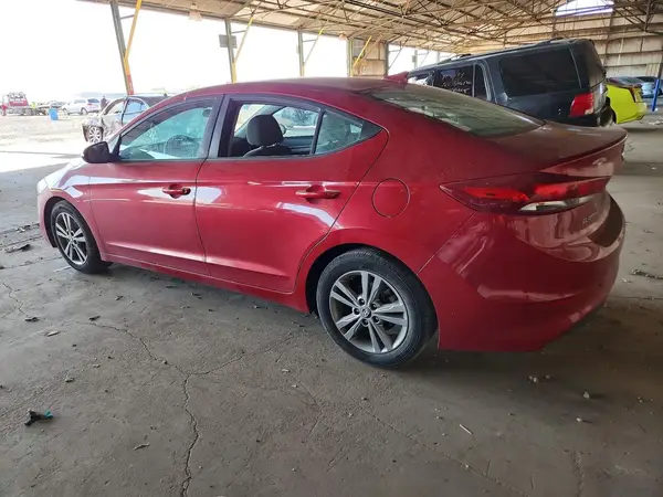 5NPD84LFXJH230781 2018 HYUNDAI ELANTRA - Image 2