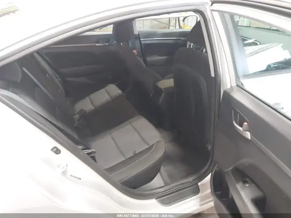 5NPD84LFXJH231056 2018 HYUNDAI ELANTRA - Image 8