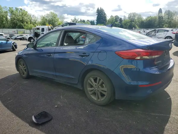5NPD84LFXJH233096 2018 HYUNDAI ELANTRA - Image 2