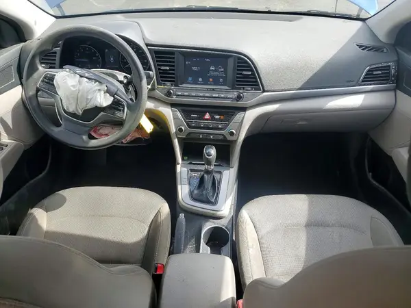 5NPD84LFXJH233096 2018 HYUNDAI ELANTRA - Image 8