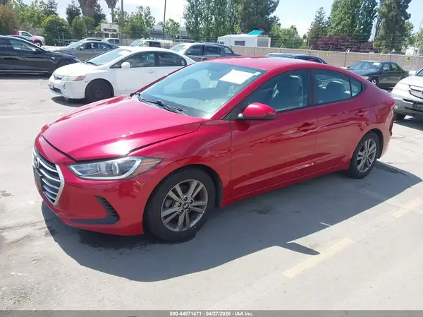 5NPD84LFXJH234457 2018 HYUNDAI ELANTRA - Image 2