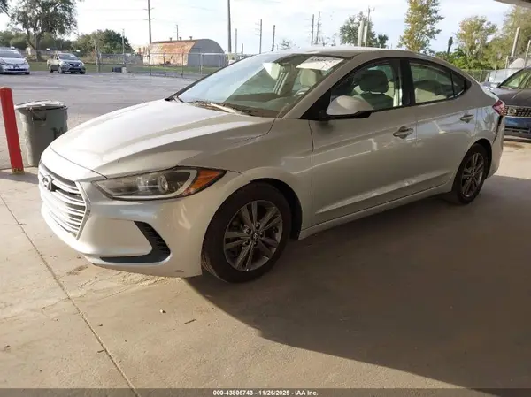 5NPD84LFXJH234524 2018 HYUNDAI ELANTRA - Image 2
