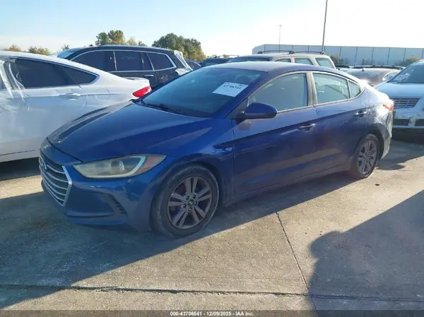 5NPD84LFXJH234913 2018 HYUNDAI ELANTRA - Image 2