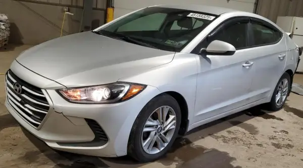 5NPD84LFXJH238637 2018 HYUNDAI ELANTRA - Image 1