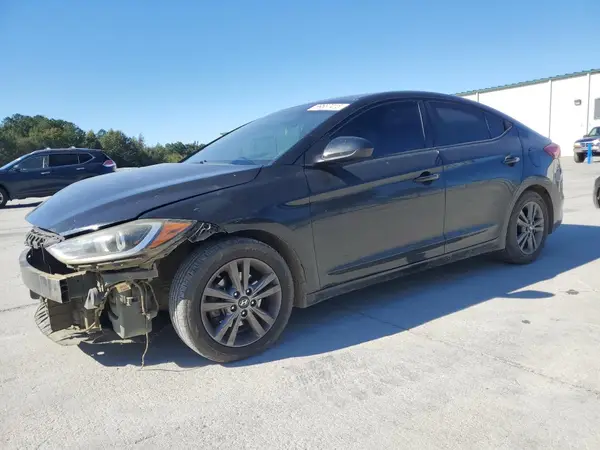 5NPD84LFXJH240081 2018 HYUNDAI ELANTRA - Image 1