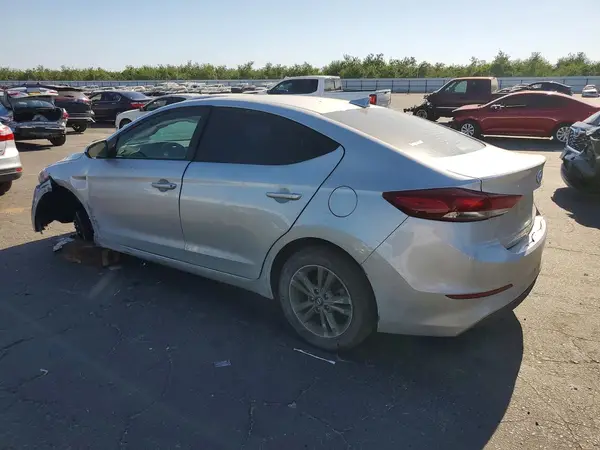 5NPD84LFXJH244017 2018 HYUNDAI ELANTRA - Image 2