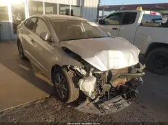 5NPD84LFXJH244289 2018 HYUNDAI ELANTRA