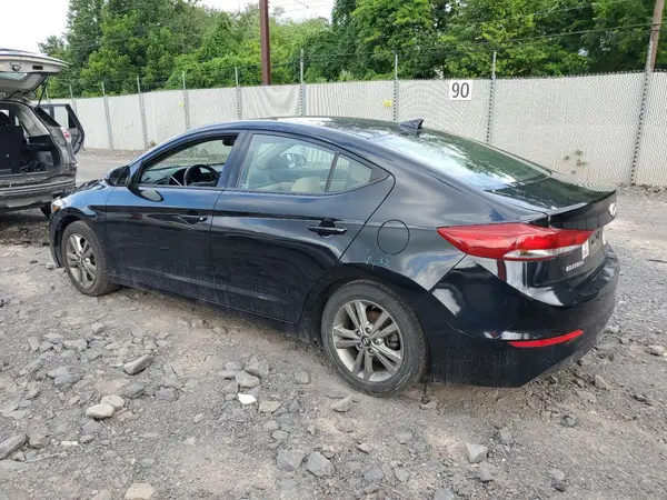 5NPD84LFXJH244650 2018 HYUNDAI ELANTRA - Image 2