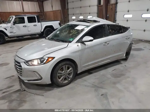 5NPD84LFXJH244745 2018 HYUNDAI ELANTRA - Image 2