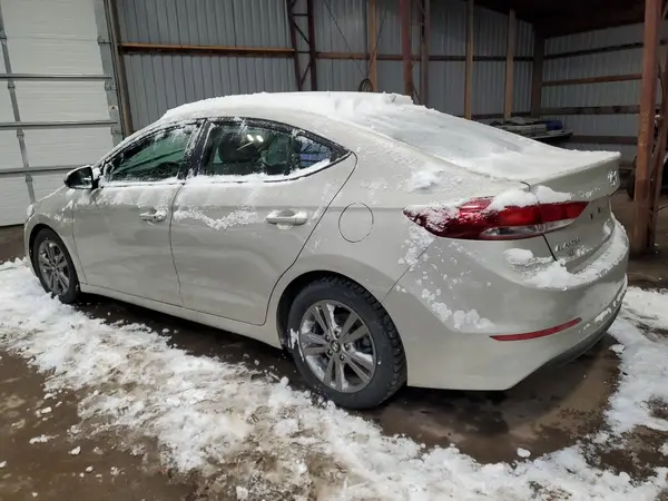 5NPD84LFXJH245460 2018 HYUNDAI ELANTRA - Image 2