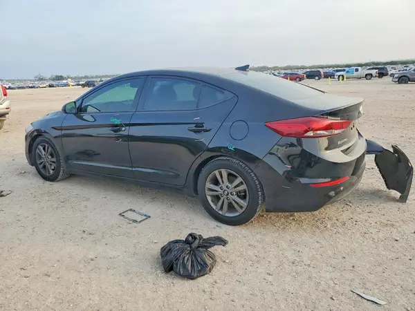5NPD84LFXJH246463 2018 HYUNDAI ELANTRA - Image 2