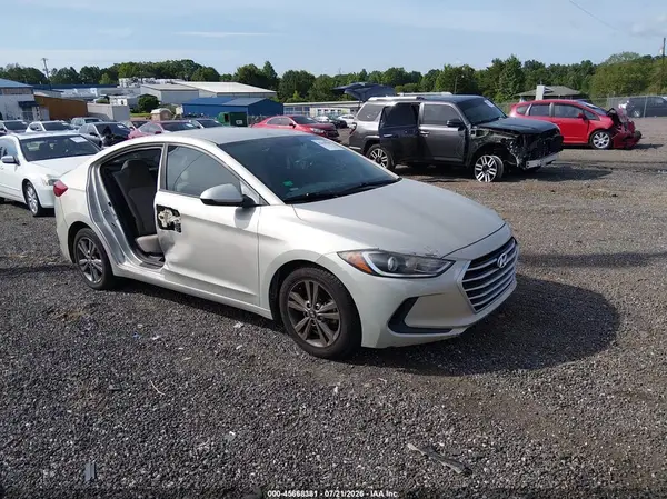 5NPD84LFXJH247872 2018 HYUNDAI ELANTRA - Image 1