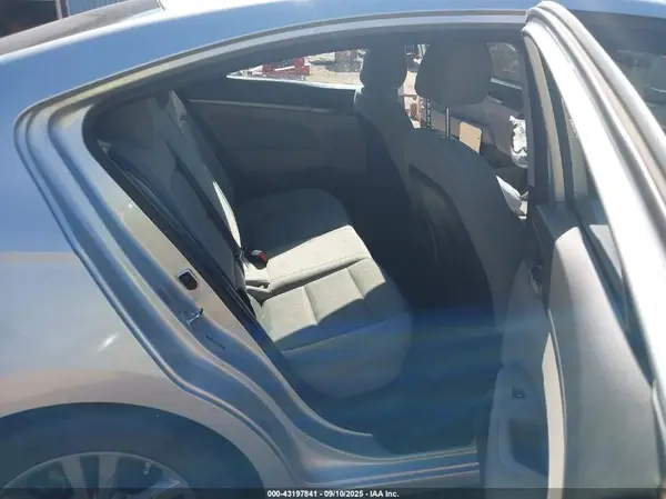 5NPD84LFXJH249234 2018 HYUNDAI ELANTRA - Image 8