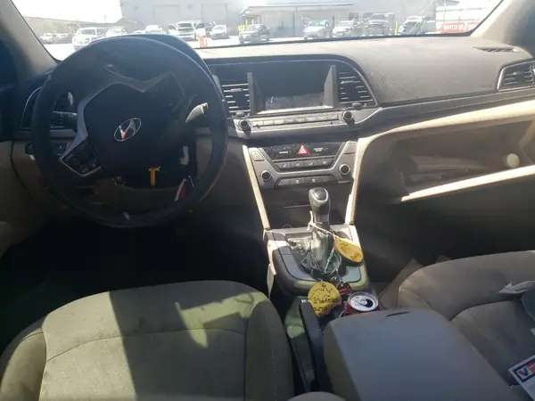 5NPD84LFXJH250867 2018 HYUNDAI ELANTRA - Image 8