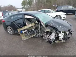 5NPD84LFXJH251341 2018 HYUNDAI ELANTRA