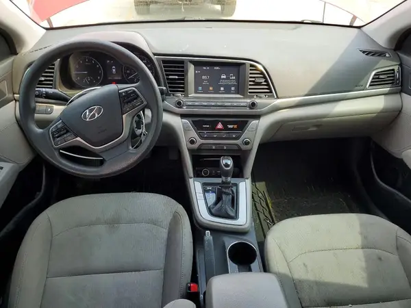 5NPD84LFXJH252568 2018 HYUNDAI ELANTRA - Image 8