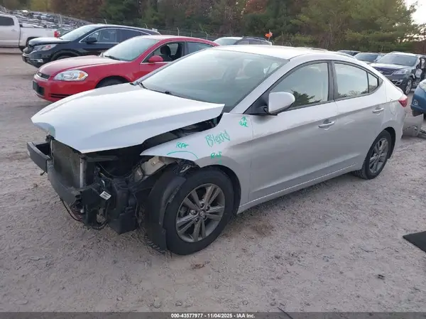 5NPD84LFXJH254384 2018 HYUNDAI ELANTRA - Image 2