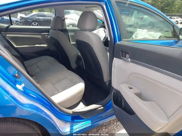 5NPD84LFXJH254823 2018 HYUNDAI ELANTRA - Image 8