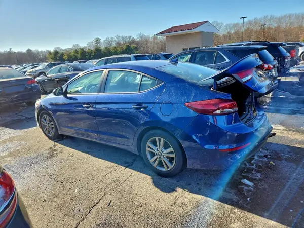 5NPD84LFXJH255504 2018 HYUNDAI ELANTRA - Image 2