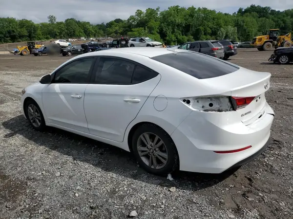 5NPD84LFXJH256605 2018 HYUNDAI ELANTRA - Image 2