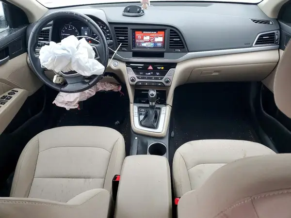 5NPD84LFXJH257320 2018 HYUNDAI ELANTRA - Image 8