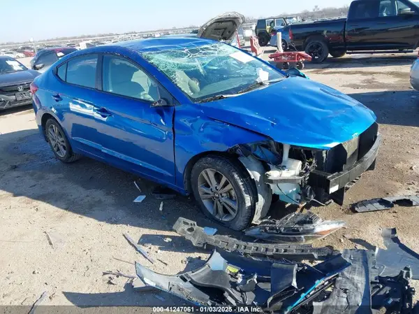 5NPD84LFXJH257446 2018 HYUNDAI ELANTRA - Image 1