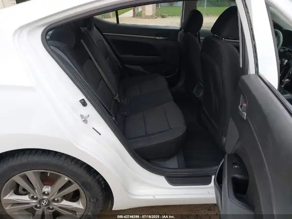 5NPD84LFXJH259083 2018 HYUNDAI ELANTRA - Image 8