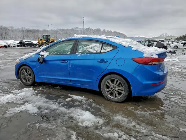5NPD84LFXJH260976 2018 HYUNDAI ELANTRA - Image 2
