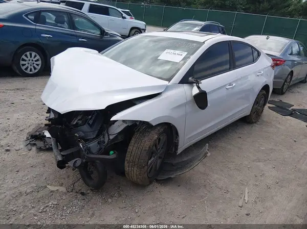 5NPD84LFXJH263926 2018 HYUNDAI ELANTRA - Image 2