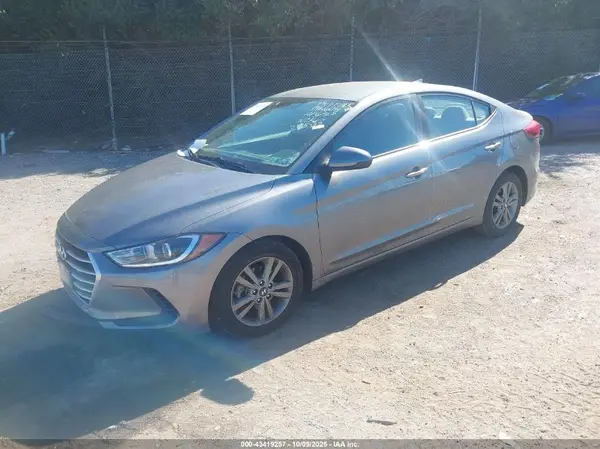 5NPD84LFXJH265322 2018 HYUNDAI ELANTRA - Image 2