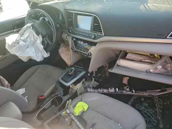 5NPD84LFXJH265384 2018 HYUNDAI ELANTRA - Image 8