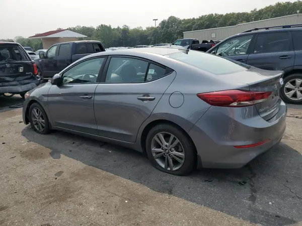 5NPD84LFXJH265501 2018 HYUNDAI ELANTRA - Image 2