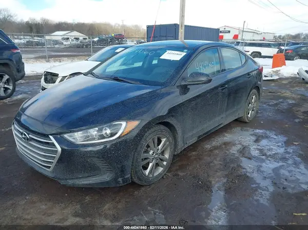 5NPD84LFXJH265529 2018 HYUNDAI ELANTRA - Image 2