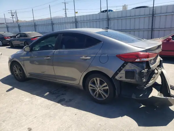 5NPD84LFXJH266180 2018 HYUNDAI ELANTRA - Image 2