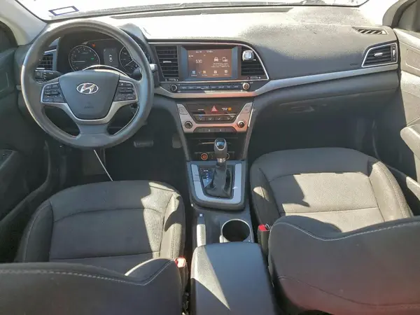 5NPD84LFXJH267636 2018 HYUNDAI ELANTRA - Image 8