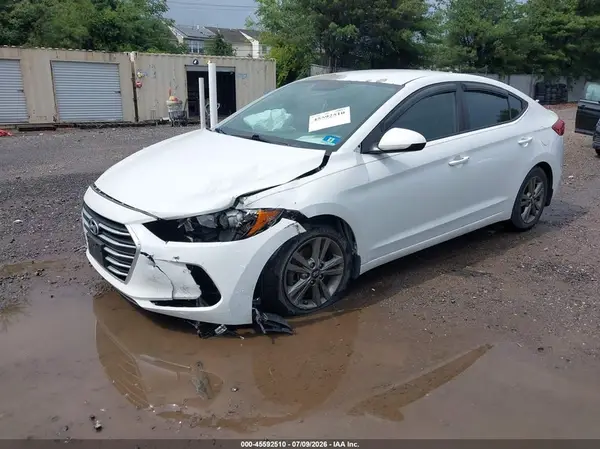 5NPD84LFXJH271346 2018 HYUNDAI ELANTRA - Image 2