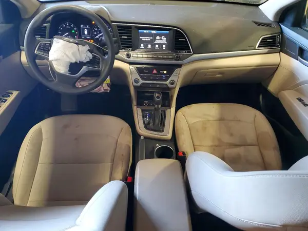 5NPD84LFXJH273825 2018 HYUNDAI ELANTRA - Image 8