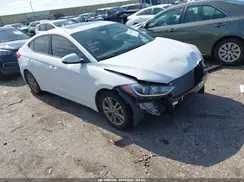 5NPD84LFXJH273999 2018 HYUNDAI ELANTRA
