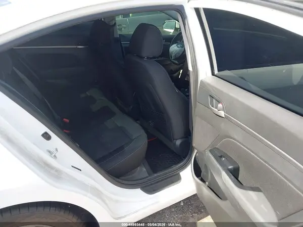 5NPD84LFXJH273999 2018 HYUNDAI ELANTRA - Image 8