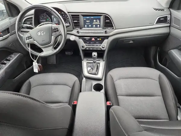 5NPD84LFXJH277423 2018 HYUNDAI ELANTRA - Image 8