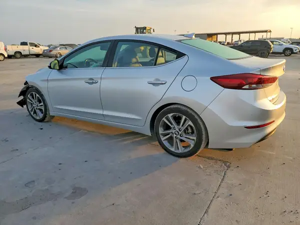 5NPD84LFXJH279608 2018 HYUNDAI ELANTRA - Image 2